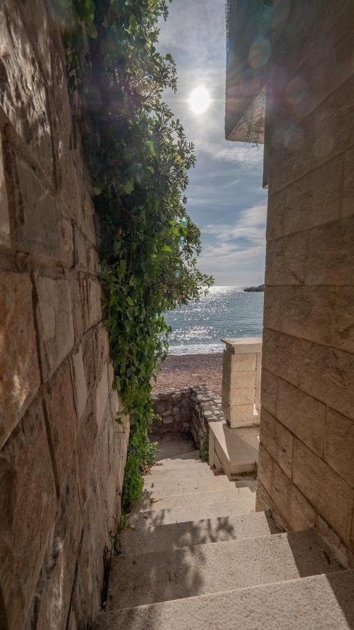 Apartment Radovic Sveti Stefan Bagian luar foto