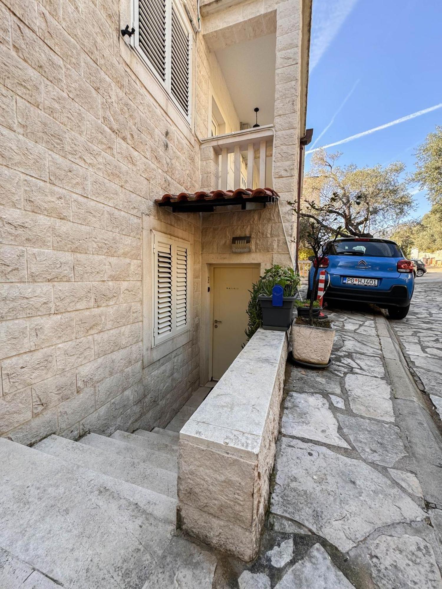 Apartment Radovic Sveti Stefan Bagian luar foto